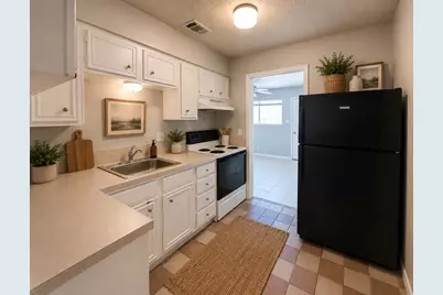 4303 Duval Street #204, Austin, TX 78751 - Photo 5
