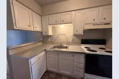 4303 Duval Street #204, Austin, TX 78751 - Photo 5