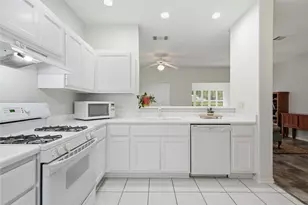 117 Whitewing Way, Georgetown, TX 78633 - Photo 5