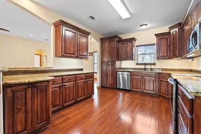 330 Arbors Circle, Elgin, TX 78621 - Photo 5