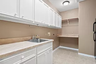 330 Arbors Cir, Elgin, TX 78621 - Photo 11