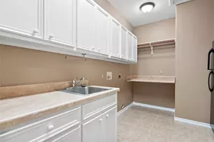 330 Arbors Cir, Elgin, TX 78621 - Photo 11