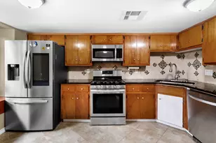 7214 Teaberry Dr, Austin, TX 78745 - Photo 9