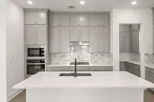 7503 Boyd Hvn Dr, Austin, TX 78744 - Photo 9