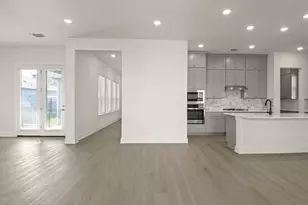 7503 Boyd Hvn Dr, Austin, TX 78744 - Photo 11