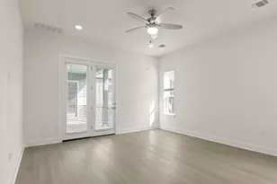 7503 Boyd Hvn Dr, Austin, TX 78744 - Photo 17