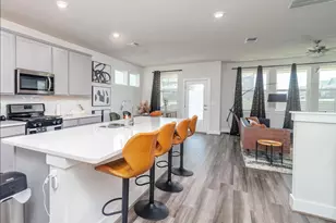 7501 Travertine Spring Dr, Austin, TX 78744 - Photo 9