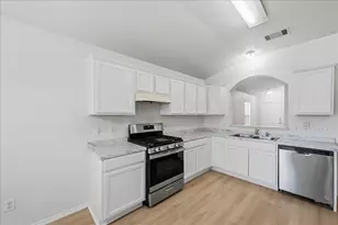 1118 Remington Dr, Leander, TX 78641 - Photo 13