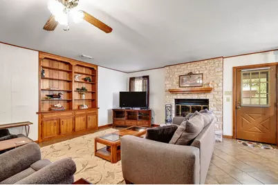 115 Ann Street, New Braunfels, TX 78130 - Photo 5