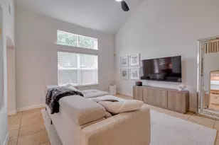 8525 White Ibis Dr, Austin, TX 78729 - Photo 7