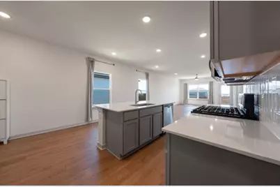 10805 Meris Lane, Austin, TX 78754 - Photo 11