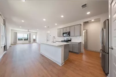 10805 Meris Lane, Austin, TX 78754 - Photo 5