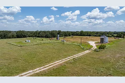 2210 Hermis Road, Schulenburg, TX 78956 - Photo 29