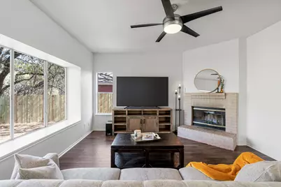 8200 Nairn Drive, Austin, TX 78749 - Photo 11