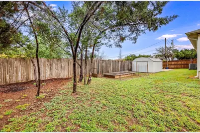 20400 Bear Road, Lago Vista, TX 78645 - Photo 35