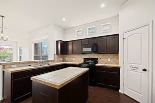 112 Creekside Villa Dr, Kyle, TX 78640 - Photo 15