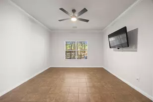 2013 Amur Dr, Austin, TX 78745 - Photo 17