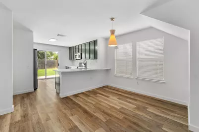 1428 Poppy Seed Lane, Austin, TX 78741 - Photo 7