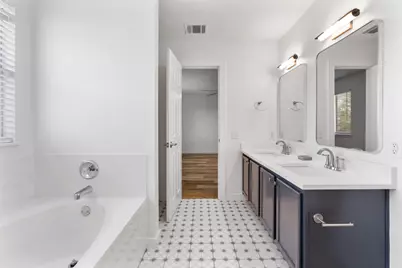 1428 Poppy Seed Lane, Austin, TX 78741 - Photo 9
