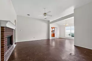 152 Eagle Dr, Luling, TX 78648 - Photo 9