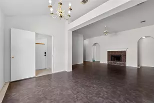 152 Eagle Dr, Luling, TX 78648 - Photo 5