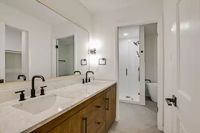 503 Elm Street, Bastrop, TX 78602 - Photo 5