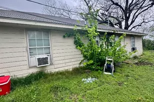 9 S 19th St, Temple, TX 76504 - Photo 7