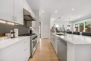 901 Bouldin Ave, Austin, TX 78704 - Photo 9