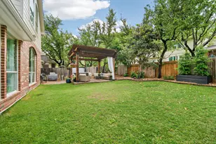 3413 Zebecca Creek Dr, Austin, TX 78732 - Photo 33