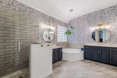 3413 Zebecca Creek Drive, Austin, TX 78732 - Photo 19