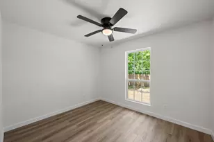 7002 Teaberry Dr, Austin, TX 78745 - Photo 23