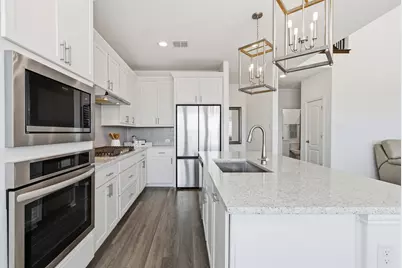 316 Clearlake Drive, Hutto, TX 78634 - Photo 29