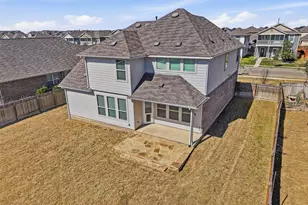 316 Clearlake Dr, Hutto, TX 78634 - Photo 33