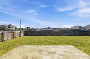 316 Clearlake Dr, Hutto, TX 78634 - Photo 37