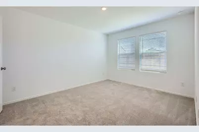 206 Sambre Street, Kyle, TX 78640 - Photo 5