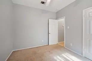 3012 Hill St, Round Rock, TX 78664 - Photo 13