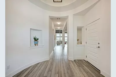 548 Elm Green Street, Hutto, TX 78634 - Photo 3
