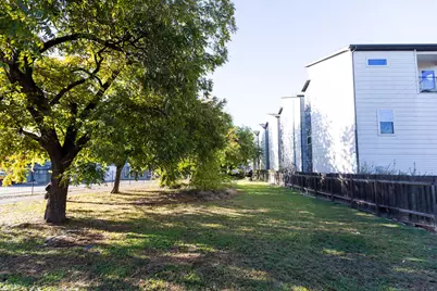 2307 Coronado Street, Austin, TX 78702 - Photo 9