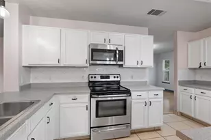 2122 Deer Creek Trail, Round Rock, TX 78665 - Photo 11