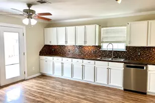 731 Abundance Ln, Kyle, TX 78640 - Photo 5
