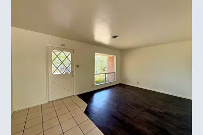 2711 Little John Lane, Austin, TX 78704 - Photo 3