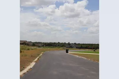 105 Mesones Road, Florence, TX 76527 - Photo 5