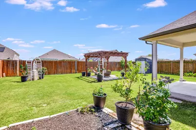 608 Carol Drive, Hutto, TX 78634 - Photo 31