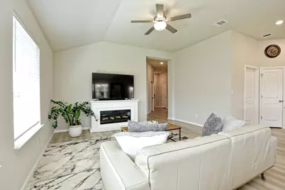 608 Carol Drive, Hutto, TX 78634 - Photo 11