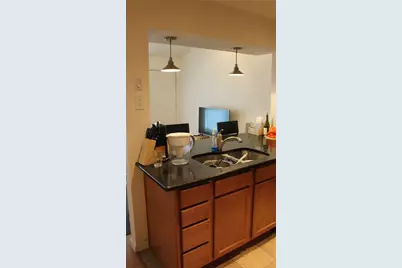 612 Park Place #302, Austin, TX 78705 - Photo 5