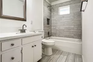 803 W 25th St, Cameron, TX 76520 - Photo 13