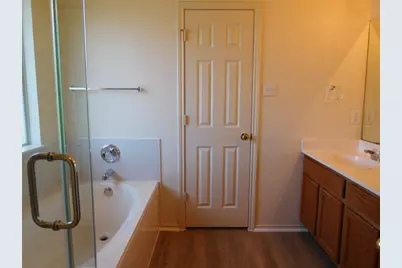 911 Middle Brook Drive, Leander, TX 78641 - Photo 31