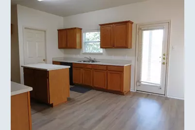 911 Middle Brook Drive, Leander, TX 78641 - Photo 7