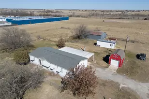100 Prairie Dr, Jarrell, TX 76537 - Photo 5