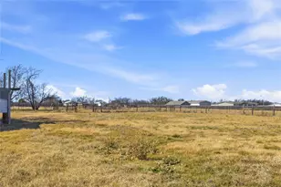 100 Prairie Dr, Jarrell, TX 76537 - Photo 33